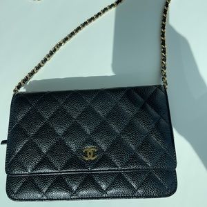 Chanel NWOT Wallet on Chain Quilted Caviar black and gold